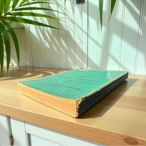 Gulliver’s Travels – Jonathan Swift (1952 Rinehart Edition, 5th Printing) - Picture 6 of 14